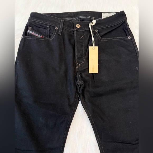 NWT Diesel Mens Black Denim Jeans Size 28x32